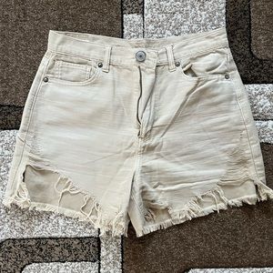 American Eagle (AE) Highest Rise Mom Short